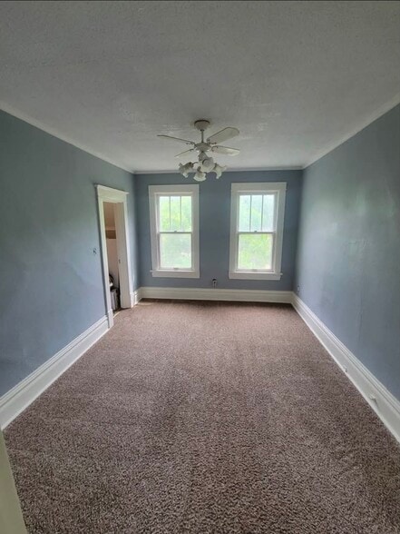 Building Photo - 739 13th Ave S