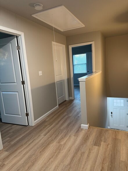 Building Photo - 2447 McAlpin Ter