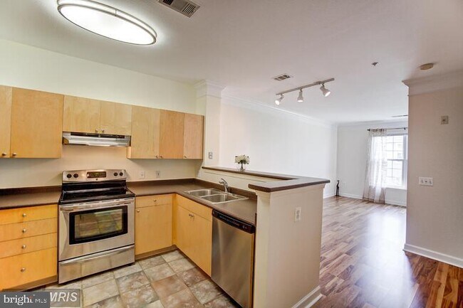 Building Photo - 3021 Nicosh Cir