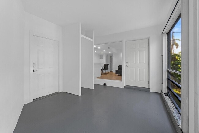 Building Photo - 1439 S Ocean Blvd