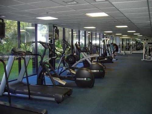 Building Photo - 540 Brickell Key Dr