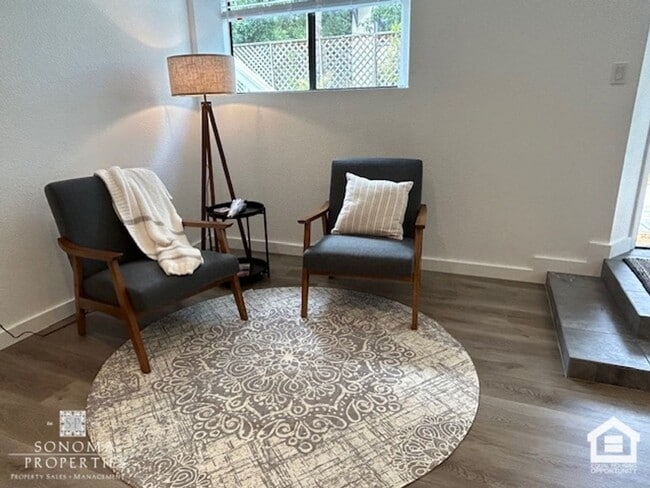 Building Photo - Furnished Guesthouse Suite in Sonoma