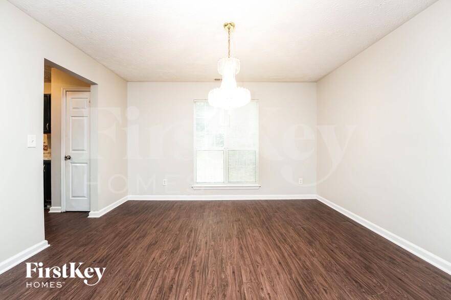 Building Photo - 7166 Stonebrook Ln