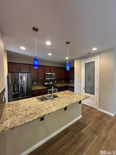 Building Photo - 6016 Barrett Ct