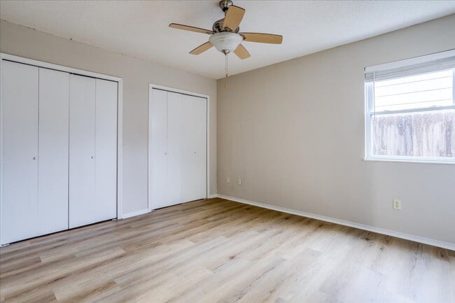 Building Photo - Adorable 3 bed, 1 bath