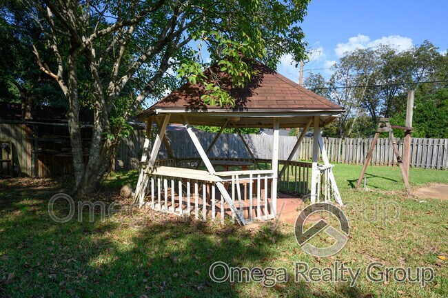 Building Photo - 2941 Ashley Ave