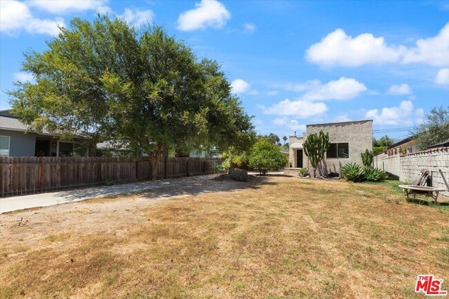 Building Photo - 4133 Bemis St