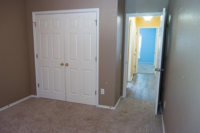 Building Photo - 4016 Bald Eagle Dr