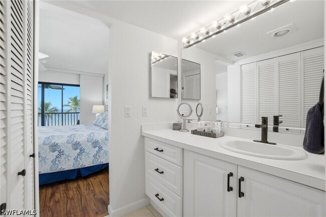 Building Photo - 4450 Estero Blvd