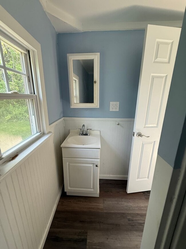 Building Photo - Hughestown Brand new remodel single  Famil...