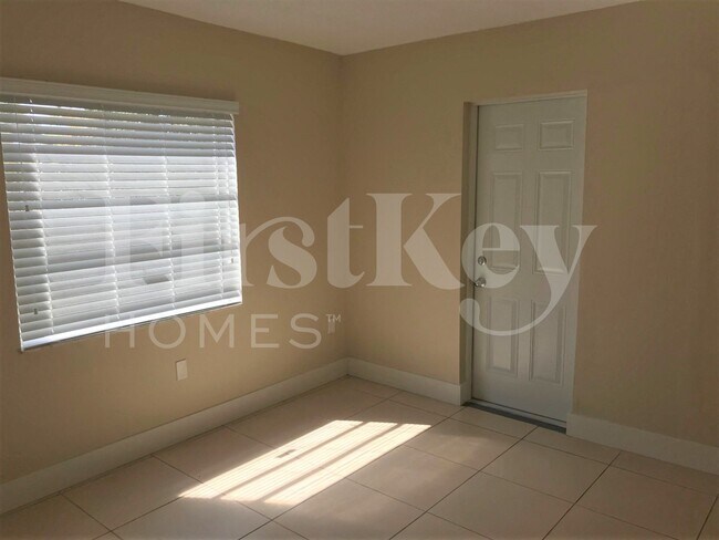 Building Photo - 21102 SW 97th Pl