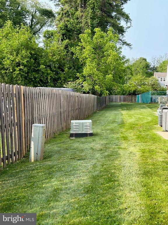 Building Photo - 136 Fairfield Dr