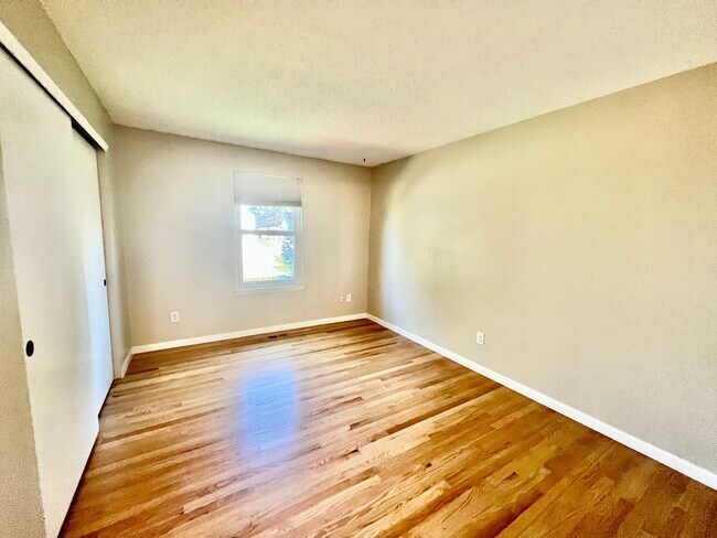 Building Photo - 6064 Zang Way