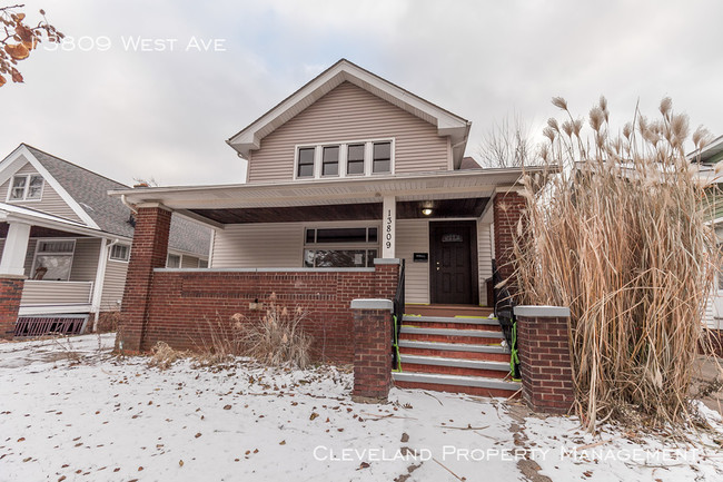 Building Photo - Beautiful Home on Clevelands West Side