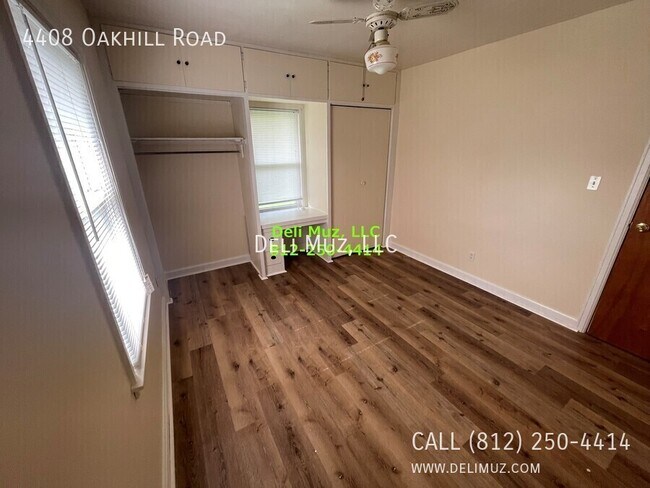 Building Photo - 4408 Oak Hill Rd