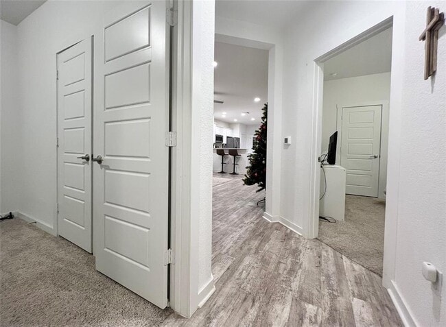 Building Photo - 2307 Langdale Ln