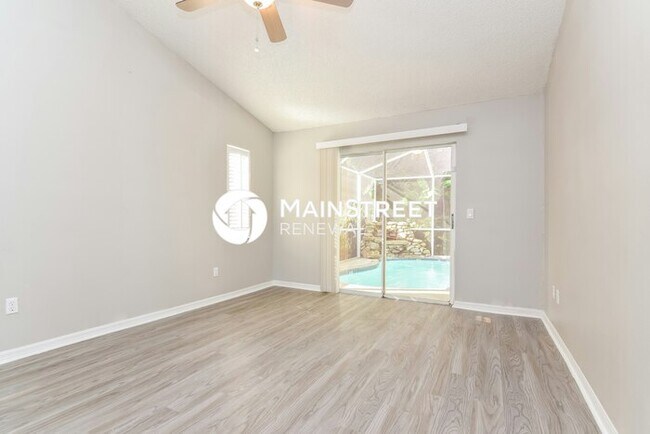 Building Photo - 3 Bedroom Pet-Friendly Home in Tarpon Spri...