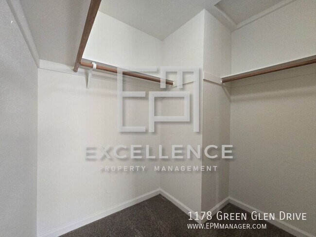 Building Photo - 1178 Green Glen Dr