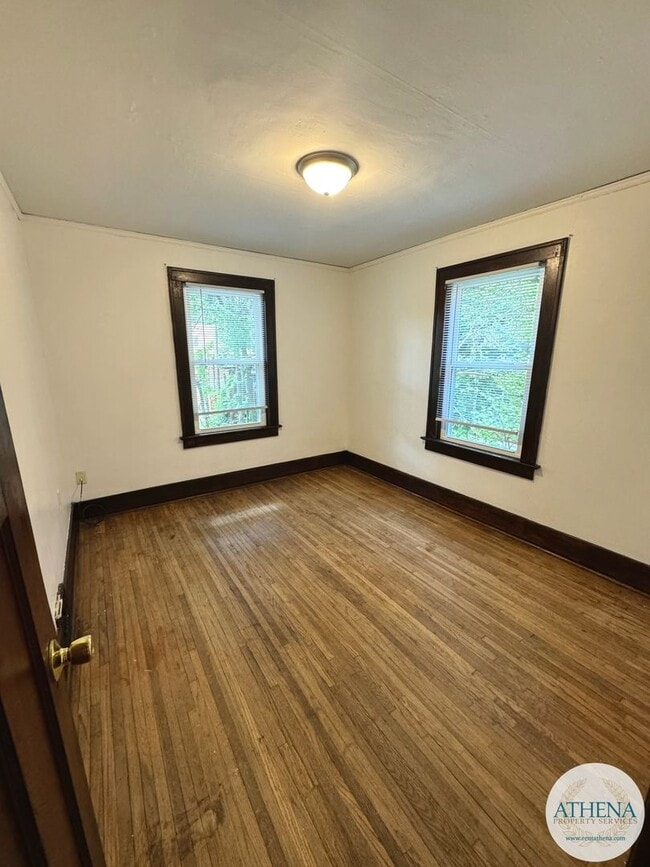 Building Photo - 413 N Frederick St