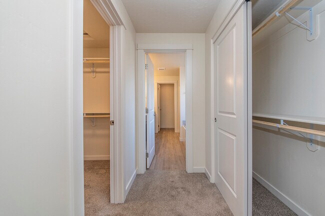 Building Photo - 10236 W Achillea St