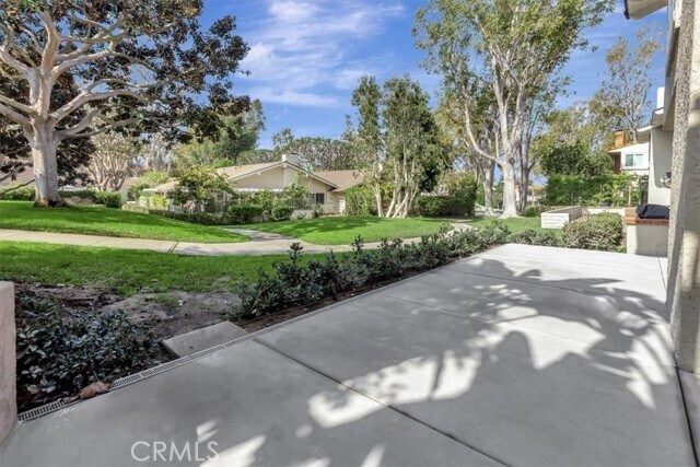 Building Photo - 2773 Vista Umbrosa