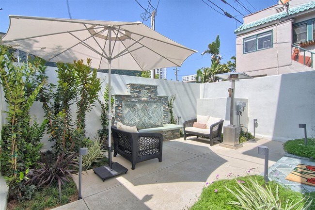 Building Photo - 2906 2nd St