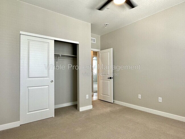 Building Photo - 1580 W 68th Ave