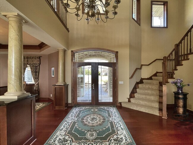 Building Photo - Amazing Minnetonka Lakefront Gated Estate - 170' Flat Shoreline, Sweeping Views, Sandy Beach