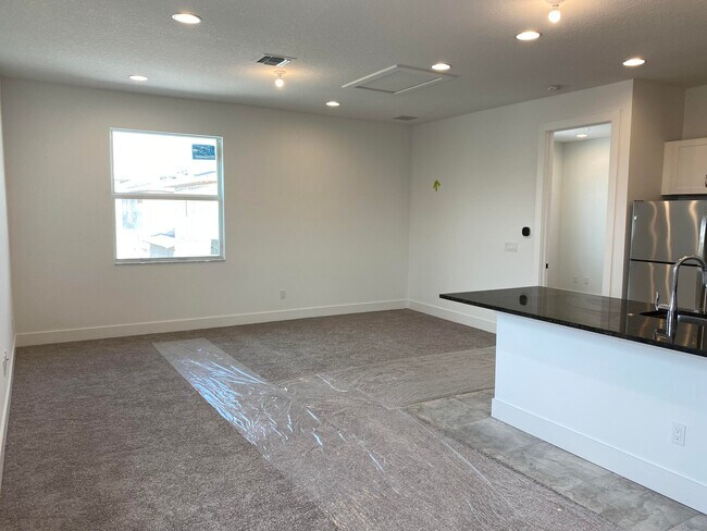 Building Photo - 13260 Machiavelli Way