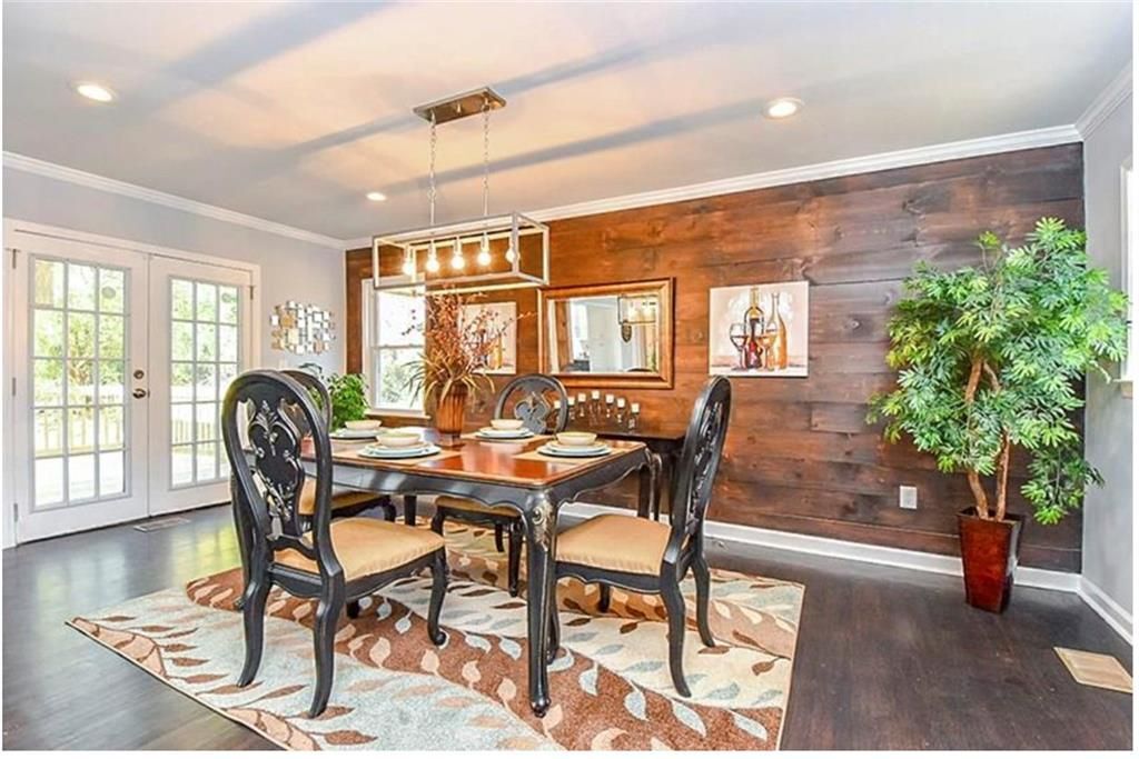 Building Photo - 2783 Meadowview Dr SE