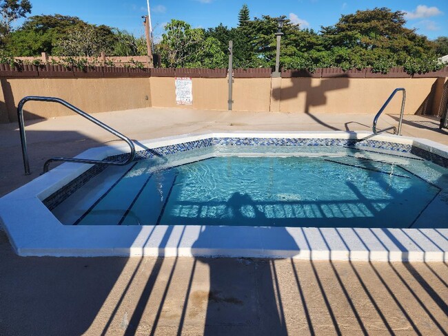 Building Photo - 3760 NW 19th St