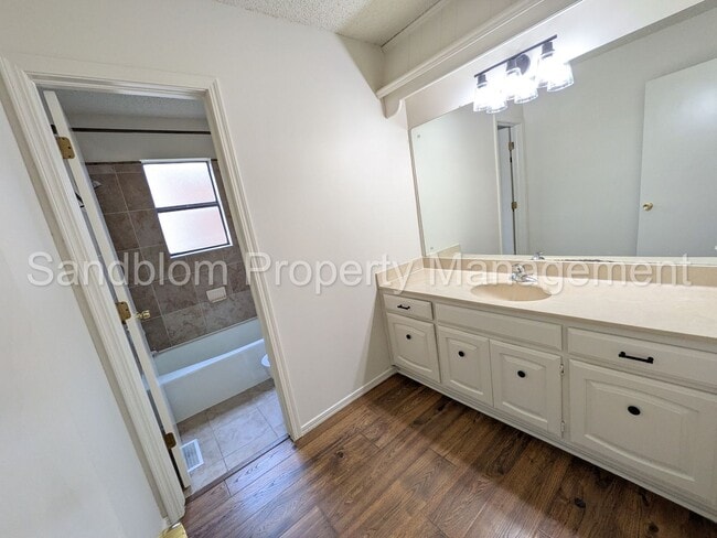 Building Photo - For Lease | Broken Arrow - Union Schools |...