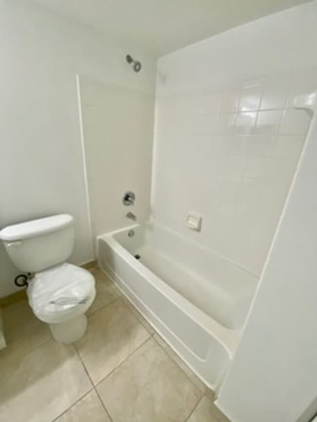 Building Photo - Boynton Beach Condominium