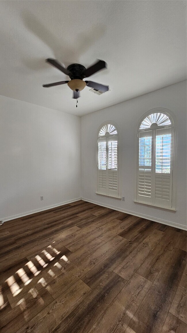 Building Photo - 5407 Moon Indigo Ln