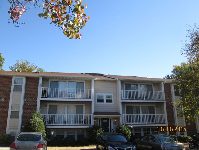 Primary Photo - Tow bedoom Condo