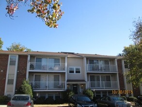 Building Photo - Tow bedoom Condo