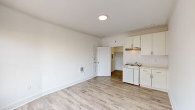 Building Photo - 729 Ellis St
