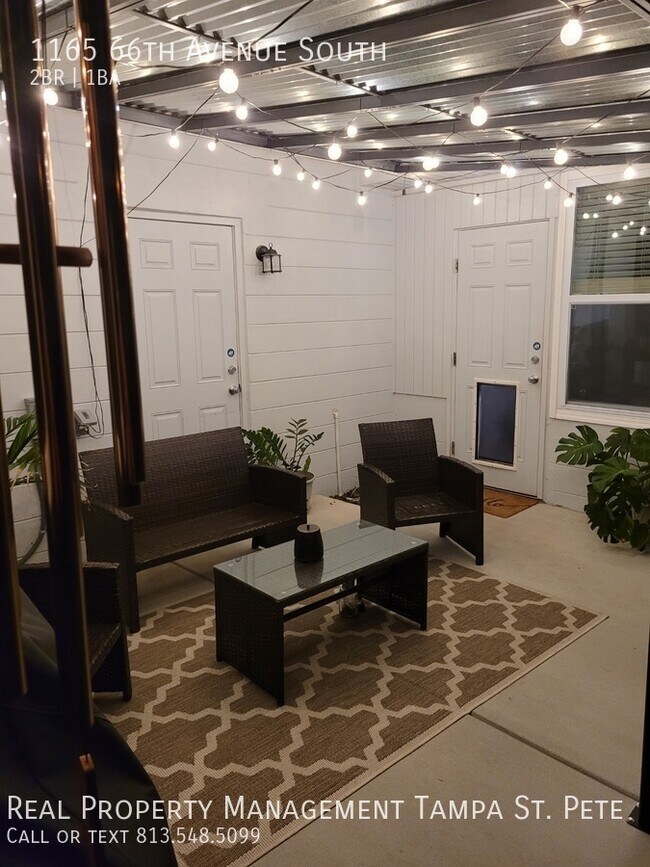 Building Photo - OUTSTANDING ST PETERSBURG POOL HOME AVAILA...