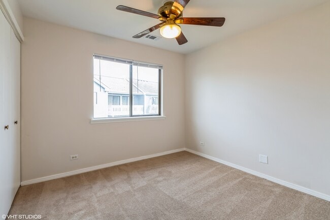 Building Photo - 261 Driftwood Ln