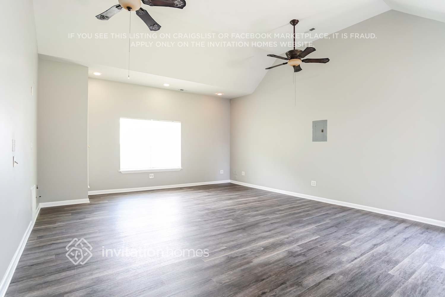 Building Photo - 456 Linsbury Ct