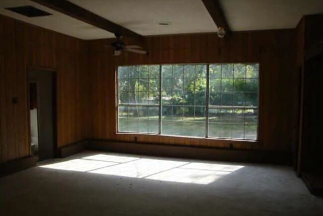 Building Photo - 3802 Savannah Dr