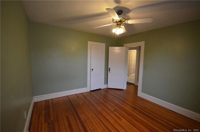 Building Photo - 147 Freeman Ave