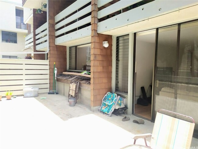 Building Photo - 333 Aoloa St