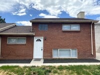 Building Photo - 295 E 400 S St