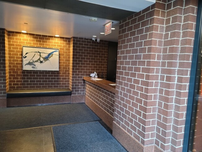 Building Photo - 3660 N Lake Shore Dr