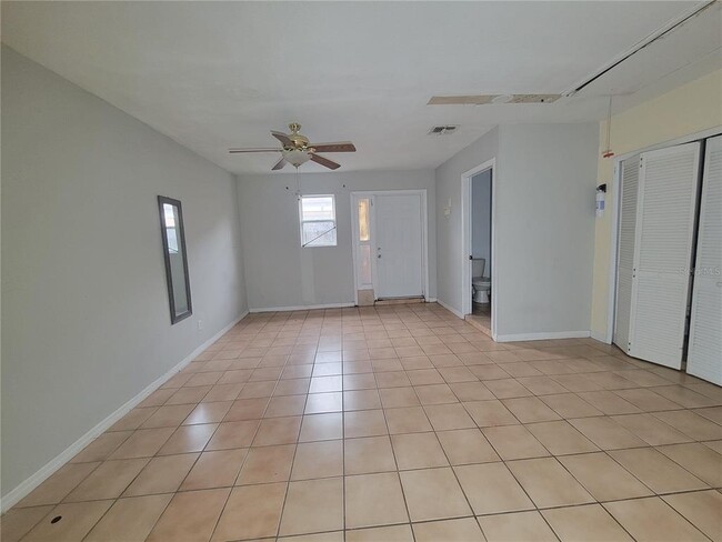 Building Photo - 9827 Dean Cove Ln