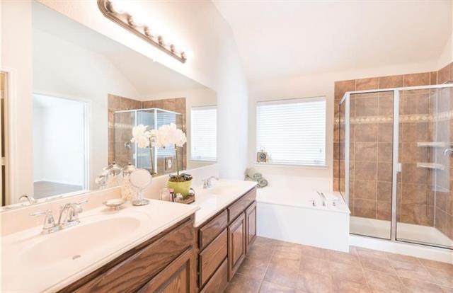 Building Photo - 8617 Laughing Waters Tr