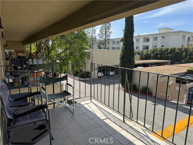 Building Photo - 11138 Aqua Vista St