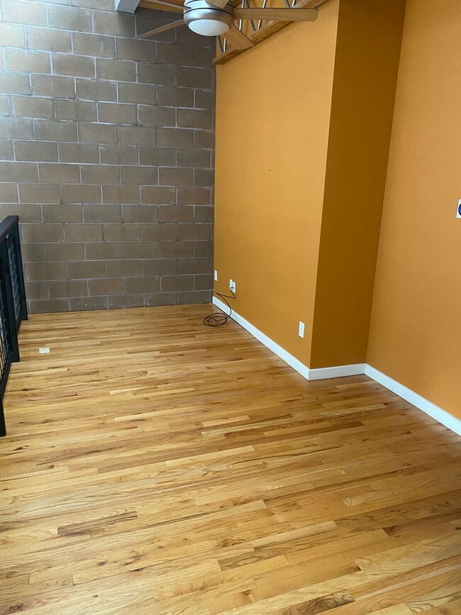 Building Photo - Contemporary 2 Bedroom, 2.5 Bath townhouse...