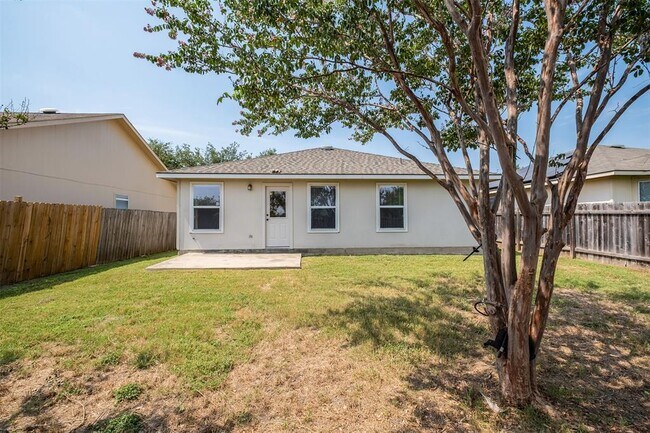 Building Photo - 18220 Canopy Ln